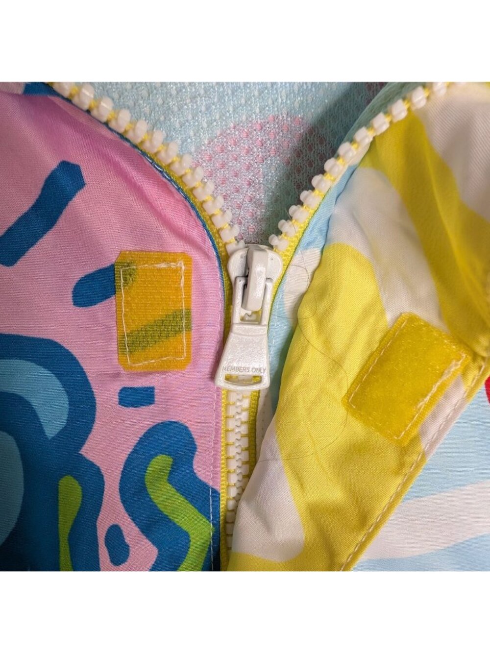 Members Only X Keith Haring Colorful Graffiti Zip Hooded Windbreaker Jacket Smal - Picture 15 of 16